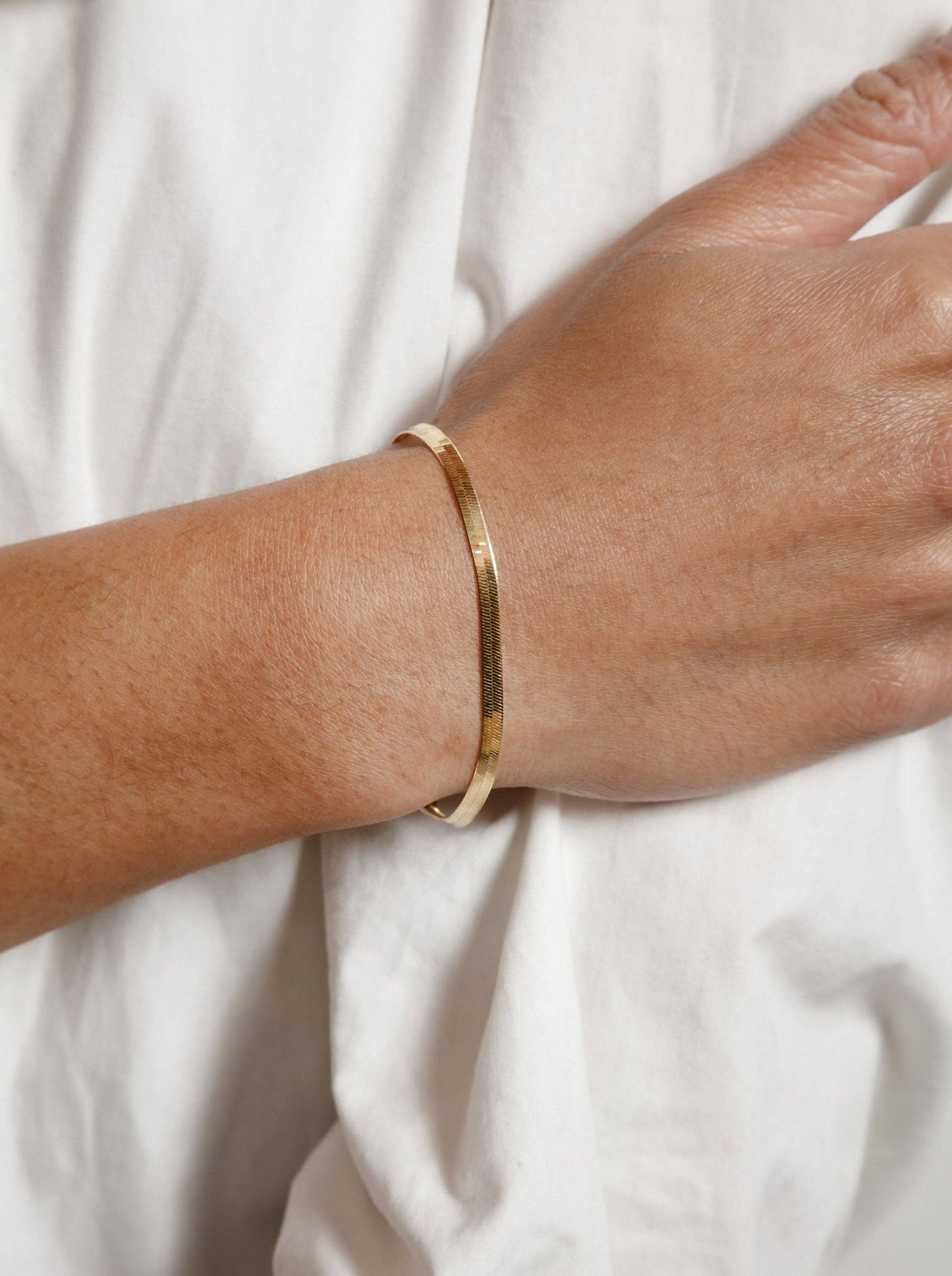 Herringbone Bracelet in Gold