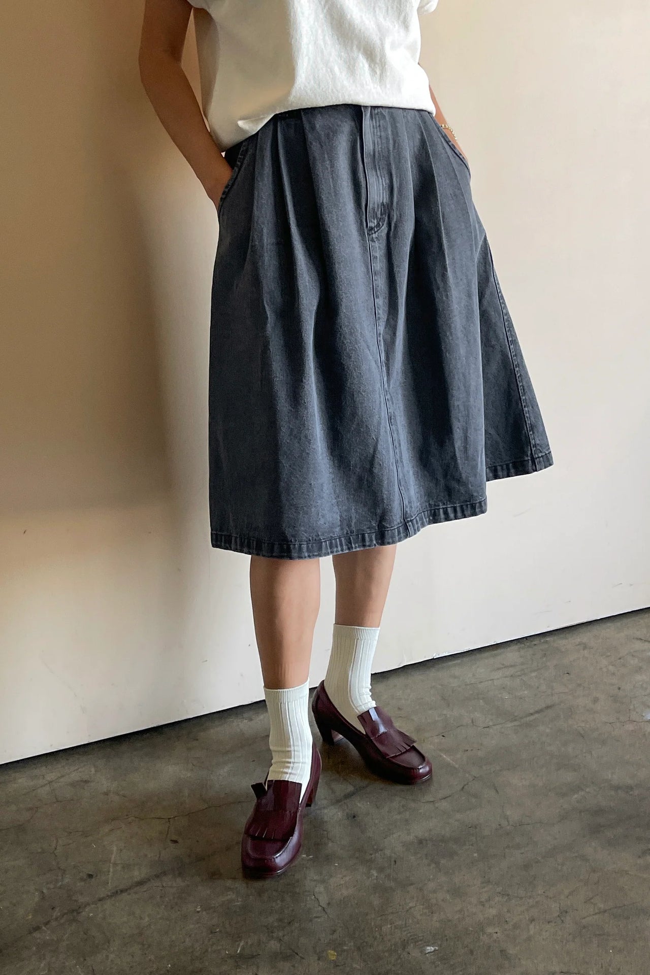 Farm Girl Skirt / Black Denim
